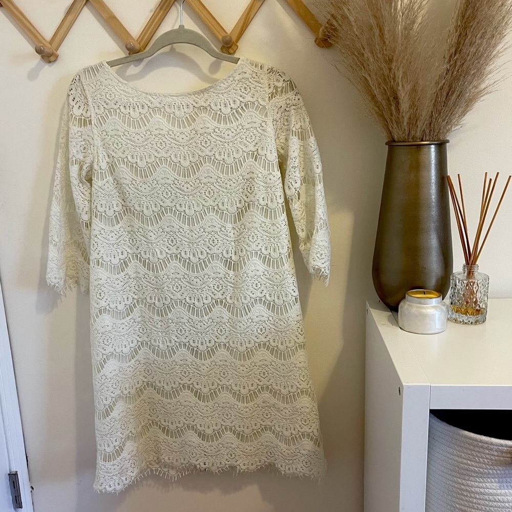 Zara white lace scallop-edge dress, size Large.